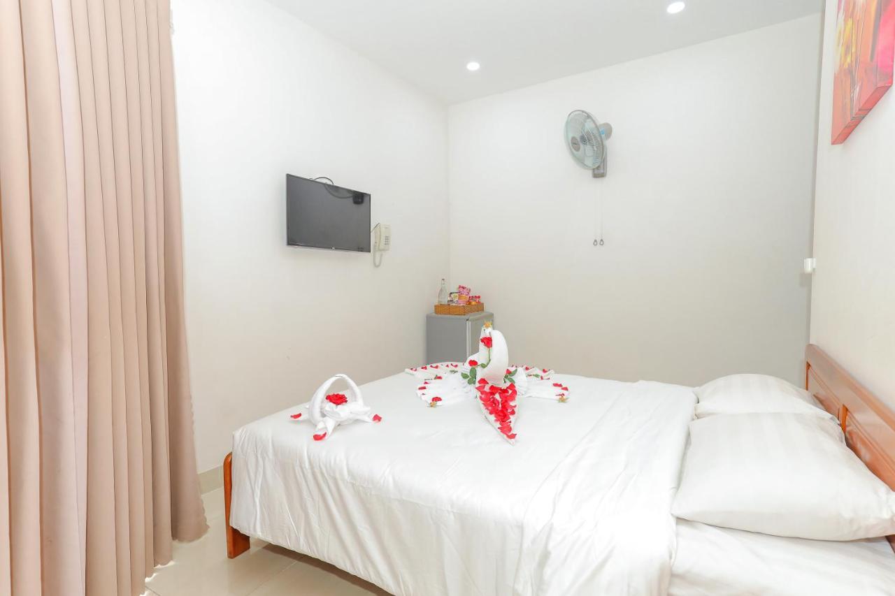 Khach San Ciao Quy Nhon Hotel Exterior photo