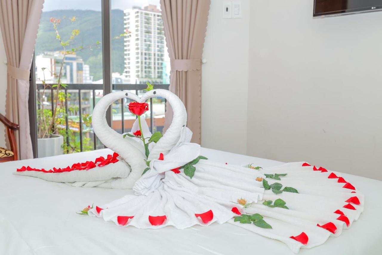 Khach San Ciao Quy Nhon Hotel Exterior photo