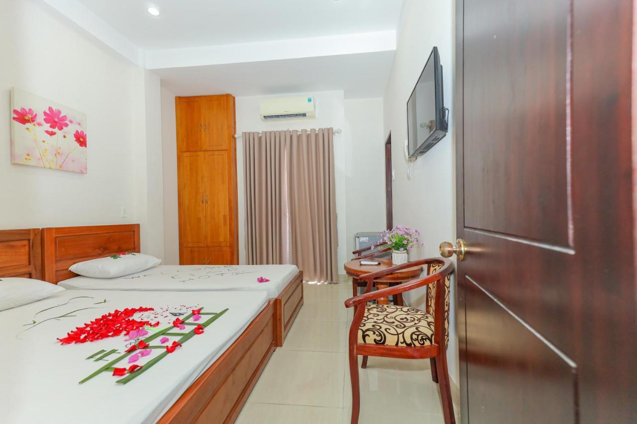 Khach San Ciao Quy Nhon Hotel Exterior photo